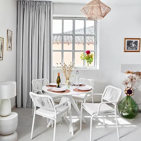 Mas Du Chateau De La Piscine Montpellier